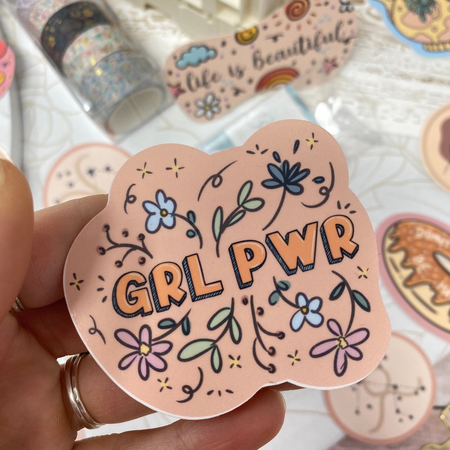 Autocollant - GRL PWR (girl power)